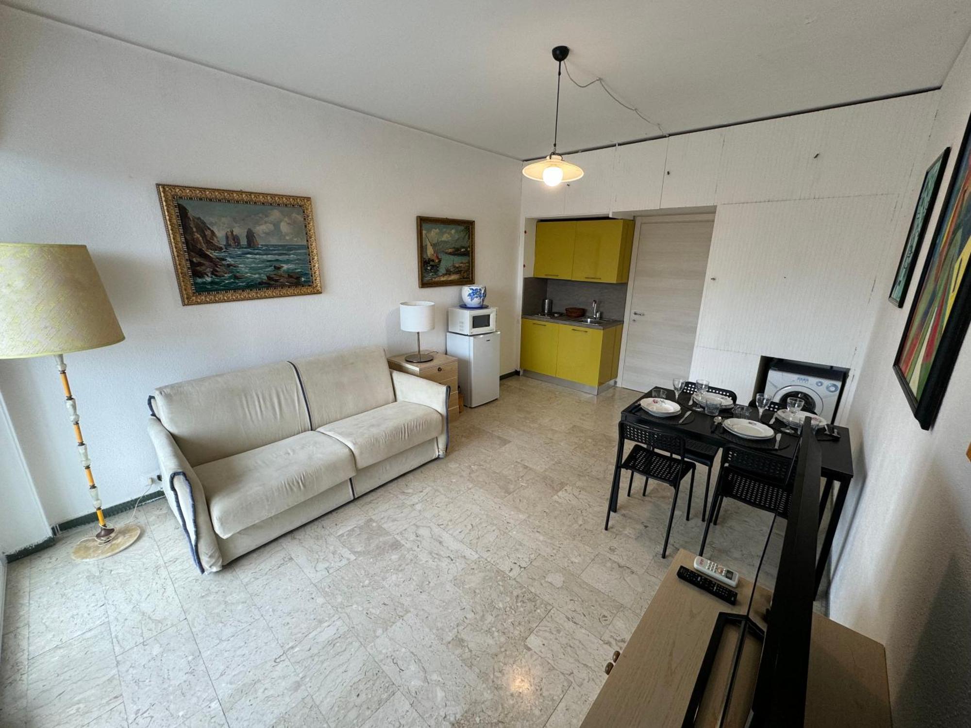 Tirrenia Beach House - Sea Front With Private Beach Sanremo Eksteriør bilde